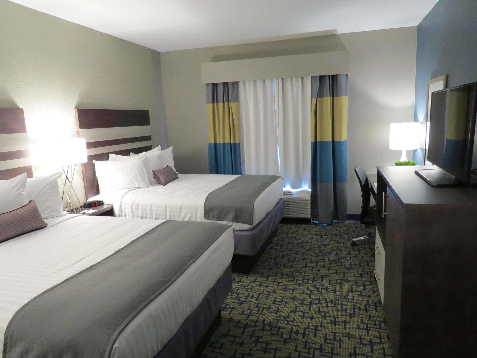 Spark By Hilton Erie