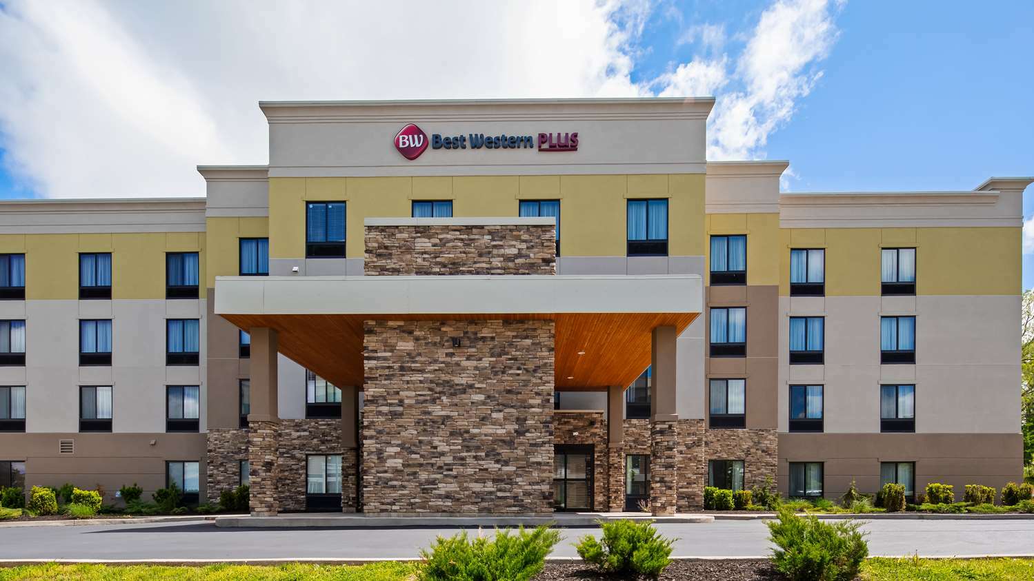 Spark By Hilton Erie Hotel 3*